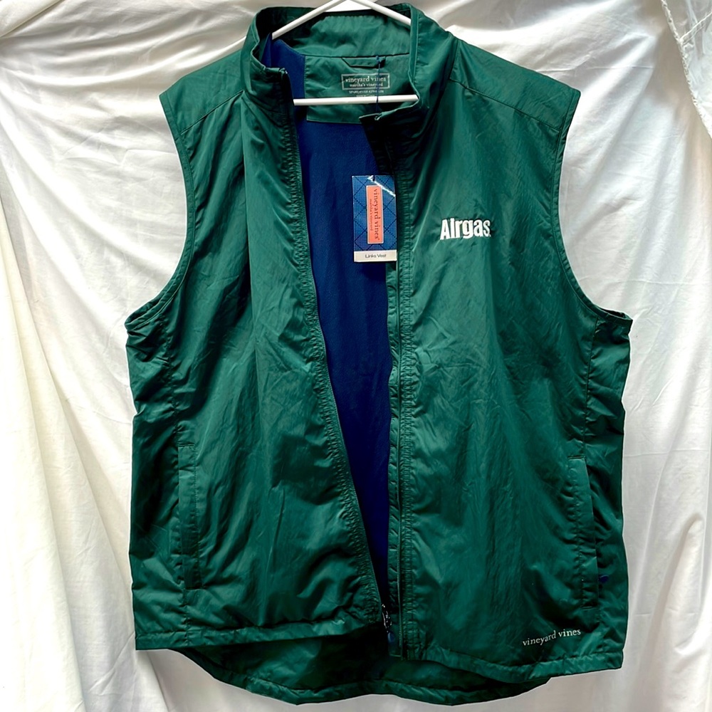 NEW!!! Vineyard vines Martha vineyard lined vest men XL